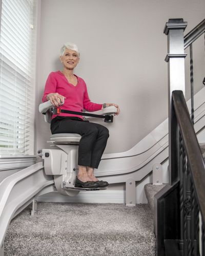 Bruno Elite Curved (CRE-2110) curved stairlift