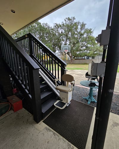 outdoor stairlift model