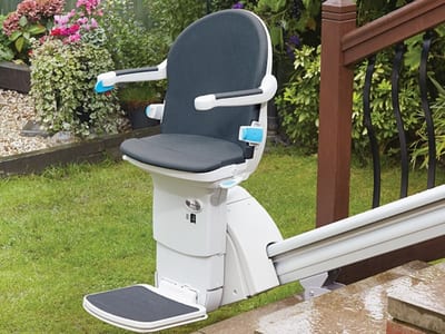Outdoor stairlift installation example 4